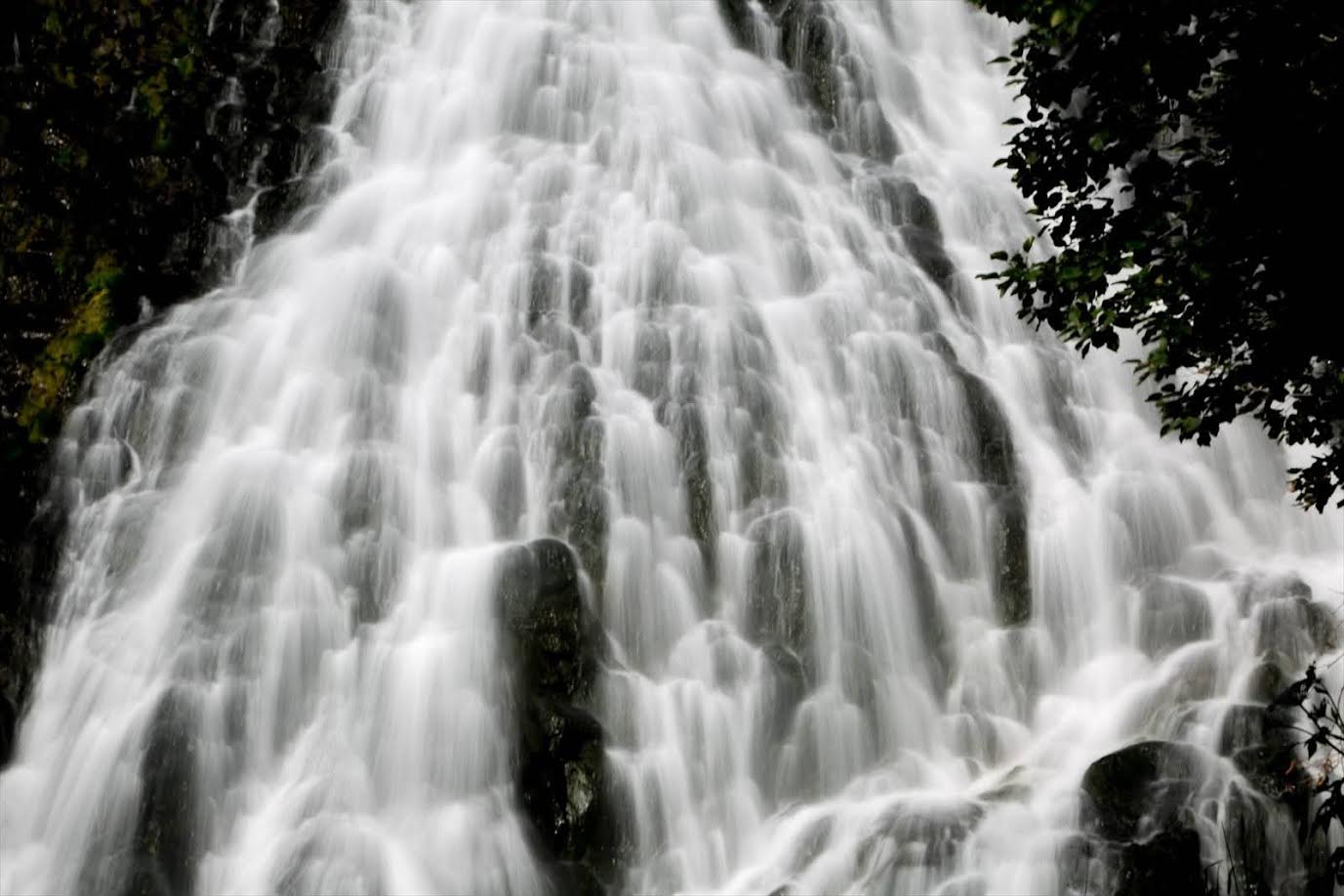 オシンコシンの滝