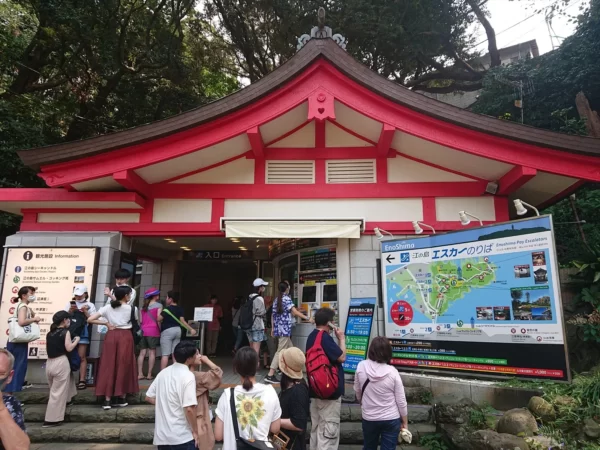 【江の島神社】日帰りで1日参拝でヘトヘト!こんなに汗をかくとは思ってなかった!