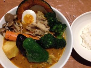 【キャンディスパイス】旭川市の美味しいスープカレー(゚Д゚)ウマー!