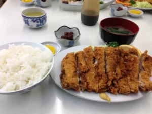 【しぶき亭】三浦半島の城ヶ島でまぐろカツ定食(ﾟДﾟ)ｳﾏｰ!