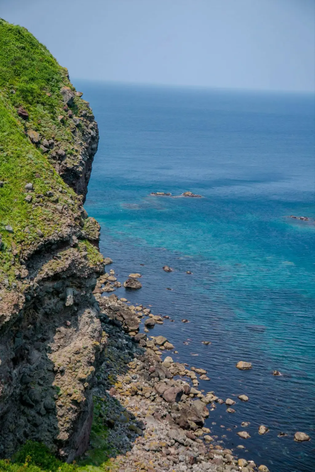 神威岬の積丹ブルー