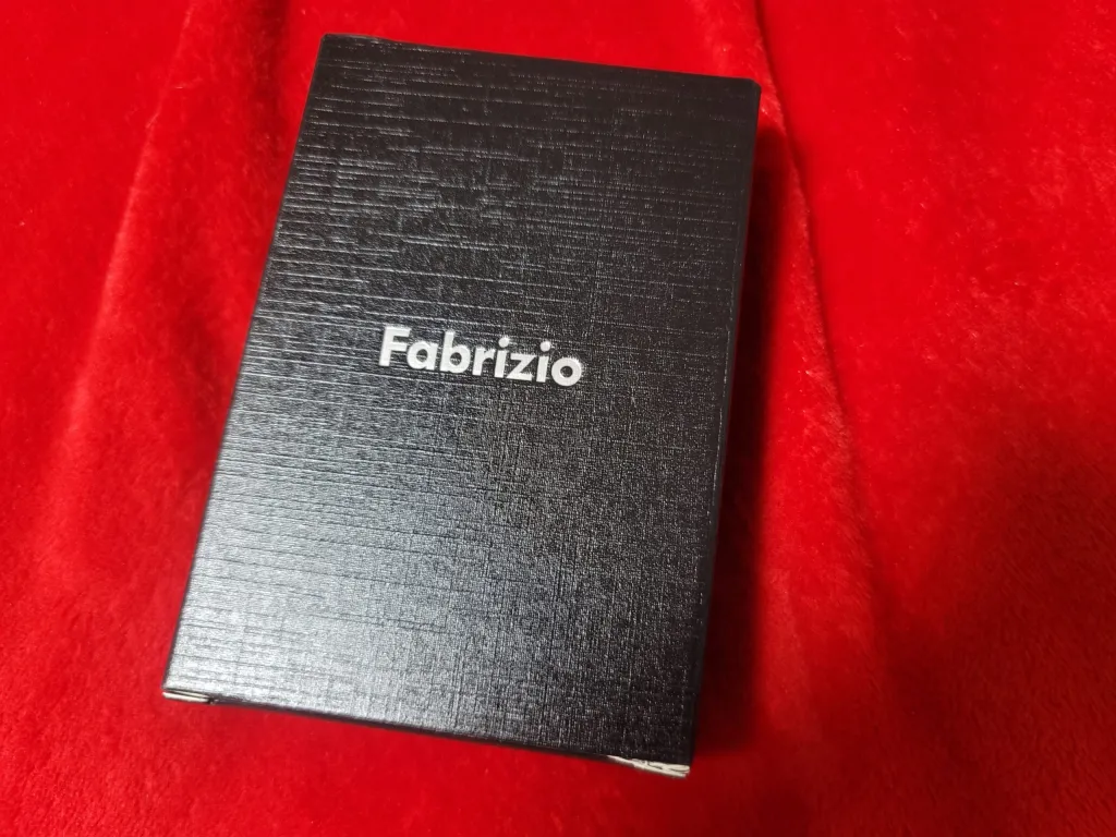 Fabrizioカードケース