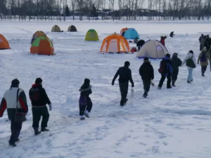 【北海道ワカサギ釣り体験】札幌市近郊の茨戸川で初体験！
