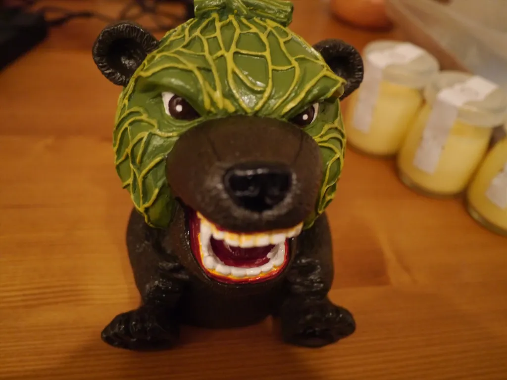 メロン熊 貯金箱