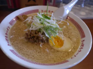 ひぐま中央市場店で美味しいラーメン食べた