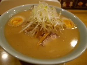 糸末（いとまつ）札幌ラーメンの礎を築いた老舗というので食べてきた