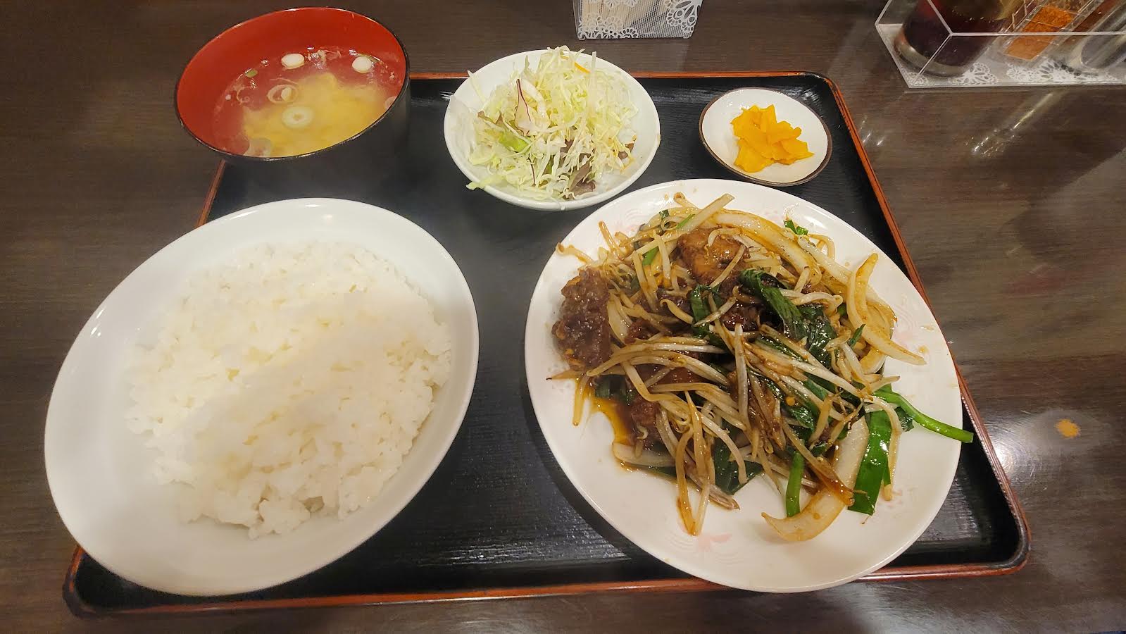 双龍苑 十番町店 レバニラ定食