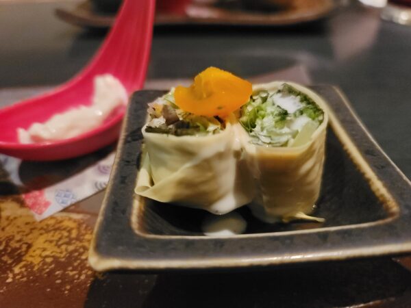 神戸三宮 大豆屋 豆富と湯葉と豆乳しゃぶしゃぶで身体のお掃除!