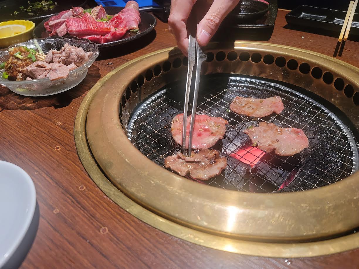 やみつき 元大関琴光喜さんんの人気焼肉店