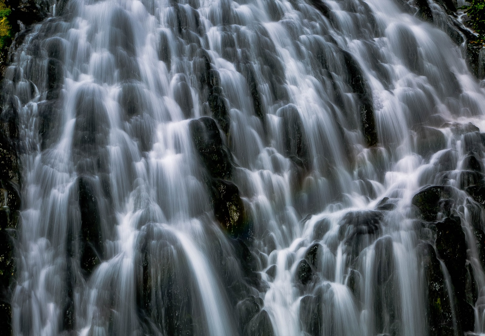 【知床八景】オシンコシンの滝