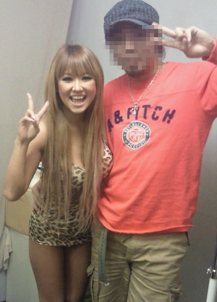 AV女優モカちゃんと記念撮影